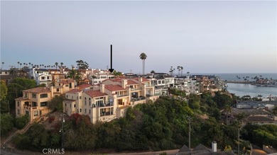Perched on the coveted Corona del Mar bluff, this exceptional - photo 24