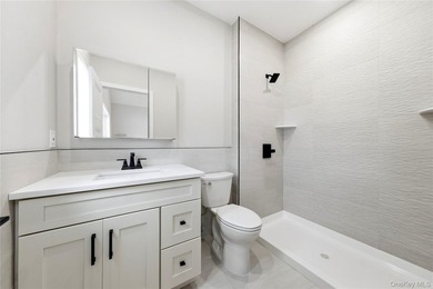 Brand new custom construction Colonial offering quality - photo 30