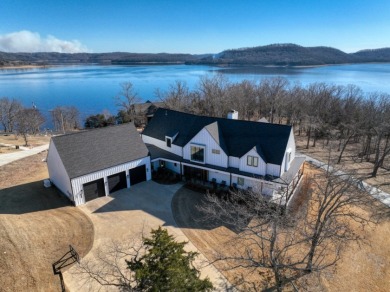 Beaver Lake Home For Sale in Garfield Arkansas