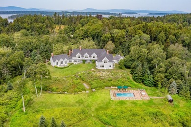 East Bay is a lovely coastal estate, an ideal summer retreat and - photo 48