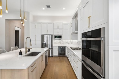 Magnificently appointed and designer decorated Venice model in - photo 12