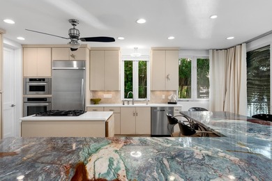 This luxury bayfront home in the Florida Keys offers - photo 14