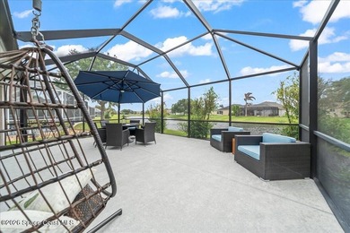 Showpiece Upgrades - Prime Cul-de-Sac Waterfront - Move-In Ready - photo 6
