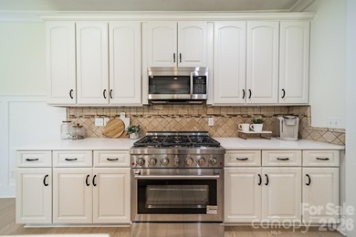 Tucked away on a quiet cul-de-sac, this beautifully updated home - photo 19