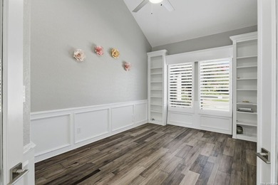 Experience luxury living behind the prestigious guarded gates of - photo 19