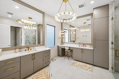 Magnificently appointed and designer decorated Venice model in - photo 20