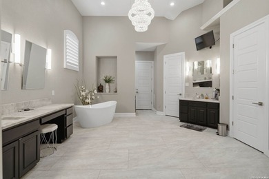 Experience luxury living behind the prestigious guarded gates of - photo 26
