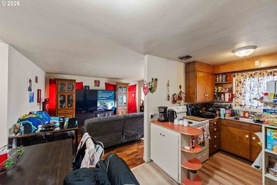 RARE INCOME PROPERTY OPPORTUNITY! Investor-focused property - photo 32