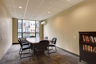 Top-floor condo in an incredible location in the Loop Calhoun - photo 36