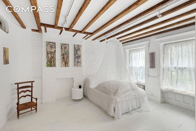 ***A 19th-Century Brooklyn Townhouse Gets an Ultra-Mod - photo 10