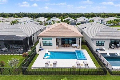 Magnificently appointed and designer decorated Venice model in - photo 41