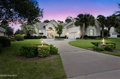 Experience golf course living with custom craftsmanship and - photo 1