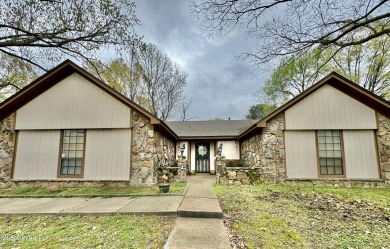 Lake Home Sale Pending in Walls, Mississippi