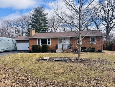 (private lake, pond, creek) Home For Sale in Mahomet Illinois