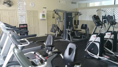 Motivated seller. Nice 1 Bedroom / 1.5 Bath condo in Three