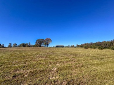 Country living at its finest unfolds across this breathtaking - photo 47
