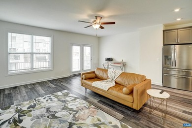 Open house Saturday, July 11 from 10:00 AM to Noon. The END UNIT - photo 6