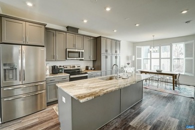 Open house Saturday, July 11 from 10:00 AM to Noon. The END UNIT - photo 9