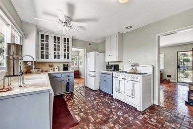 1135 W 10th St - photo 12