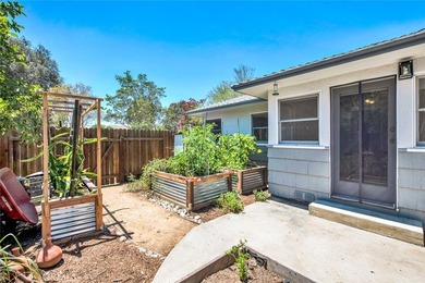 1135 W 10th St - photo 32