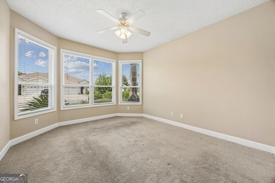 Enjoy low-maintenance living in the Laurel Island community! - photo 12