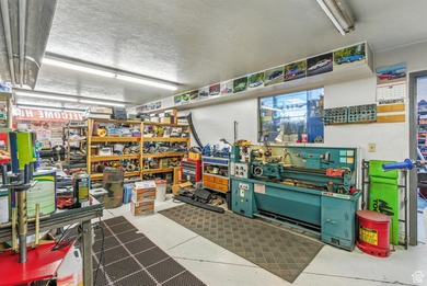 This well-maintained automotive shop offers a rare opportunity - photo 16