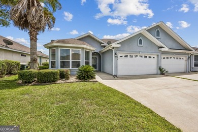 Enjoy low-maintenance living in the Laurel Island community! - photo 17