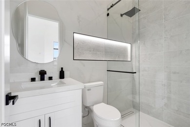 Welcome to this stunning 5 bedroom, 3.5 bathroom Gulf access - photo 22
