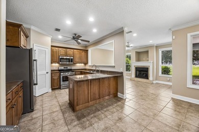Enjoy low-maintenance living in the Laurel Island community! - photo 27