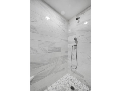 You will be Amazed at this Drop Dead Gorgeous Highly Upgraded - photo 33