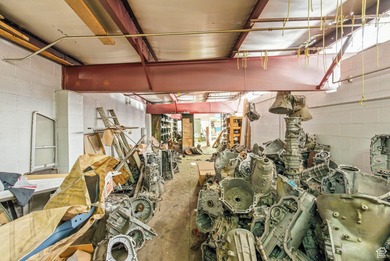 This well-maintained automotive shop offers a rare opportunity - photo 33
