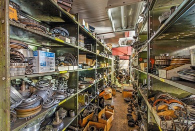 This well-maintained automotive shop offers a rare opportunity - photo 34