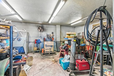 This well-maintained automotive shop offers a rare opportunity - photo 36