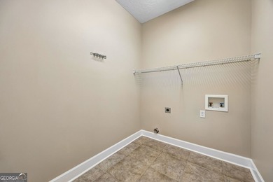 Enjoy low-maintenance living in the Laurel Island community! - photo 41
