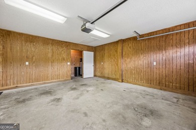 Enjoy low-maintenance living in the Laurel Island community! - photo 42