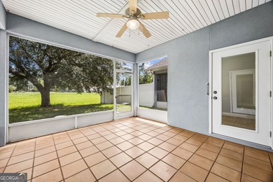 Enjoy low-maintenance living in the Laurel Island community! - photo 43