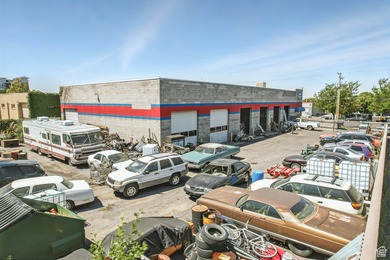 This well-maintained automotive shop offers a rare opportunity - photo 43