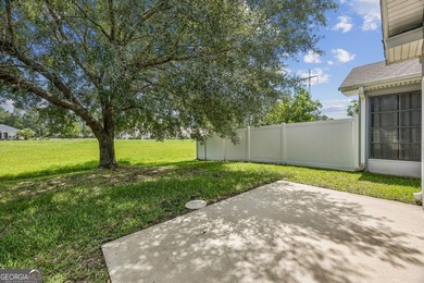 Enjoy low-maintenance living in the Laurel Island community! - photo 45
