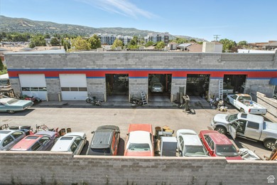 This well-maintained automotive shop offers a rare opportunity - photo 45