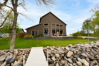 STUNNING HOME ON LAKE KAMPESKA!! - photo 4
