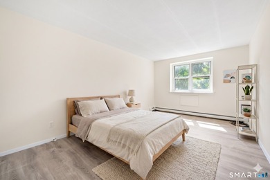 Newly renovated spacious 1 bedroom condo in the heart of - photo 7