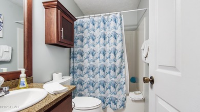 Charming 1BR/1BA condo in Peachtree Place on the desirable west - photo 8