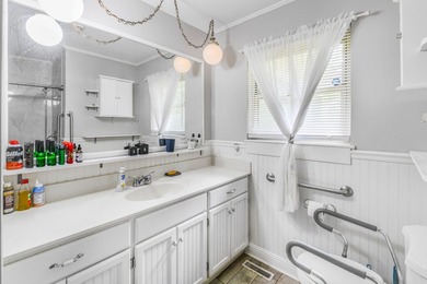 Seller pulled off the market last Fall to make some great - photo 17