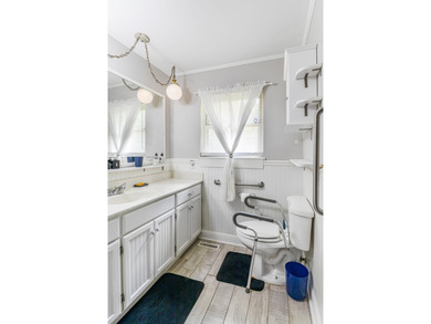 Seller pulled off the market last Fall to make some great - photo 26