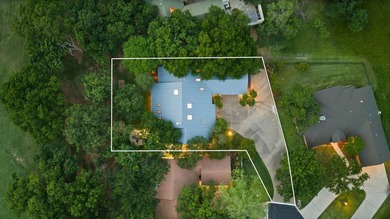 Welcome to a beautifully appointed home in the heart of - photo 32