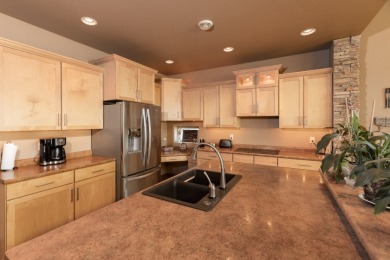 STUNNING HOME ON LAKE KAMPESKA!! - photo 19