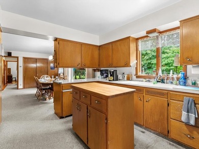 This well-built, one-owner 3-bedroom, 2-bath ranch features - photo 13