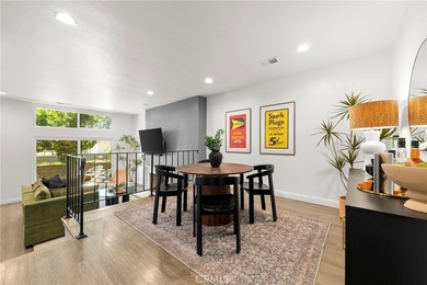 Welcome to 1028 Palo Verde Avenue, a stylish townhome in Bixby - photo 4