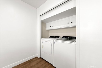 Welcome to 1028 Palo Verde Avenue, a stylish townhome in Bixby - photo 9