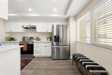 Welcome to 1028 Palo Verde Avenue, a stylish townhome in Bixby - photo 10